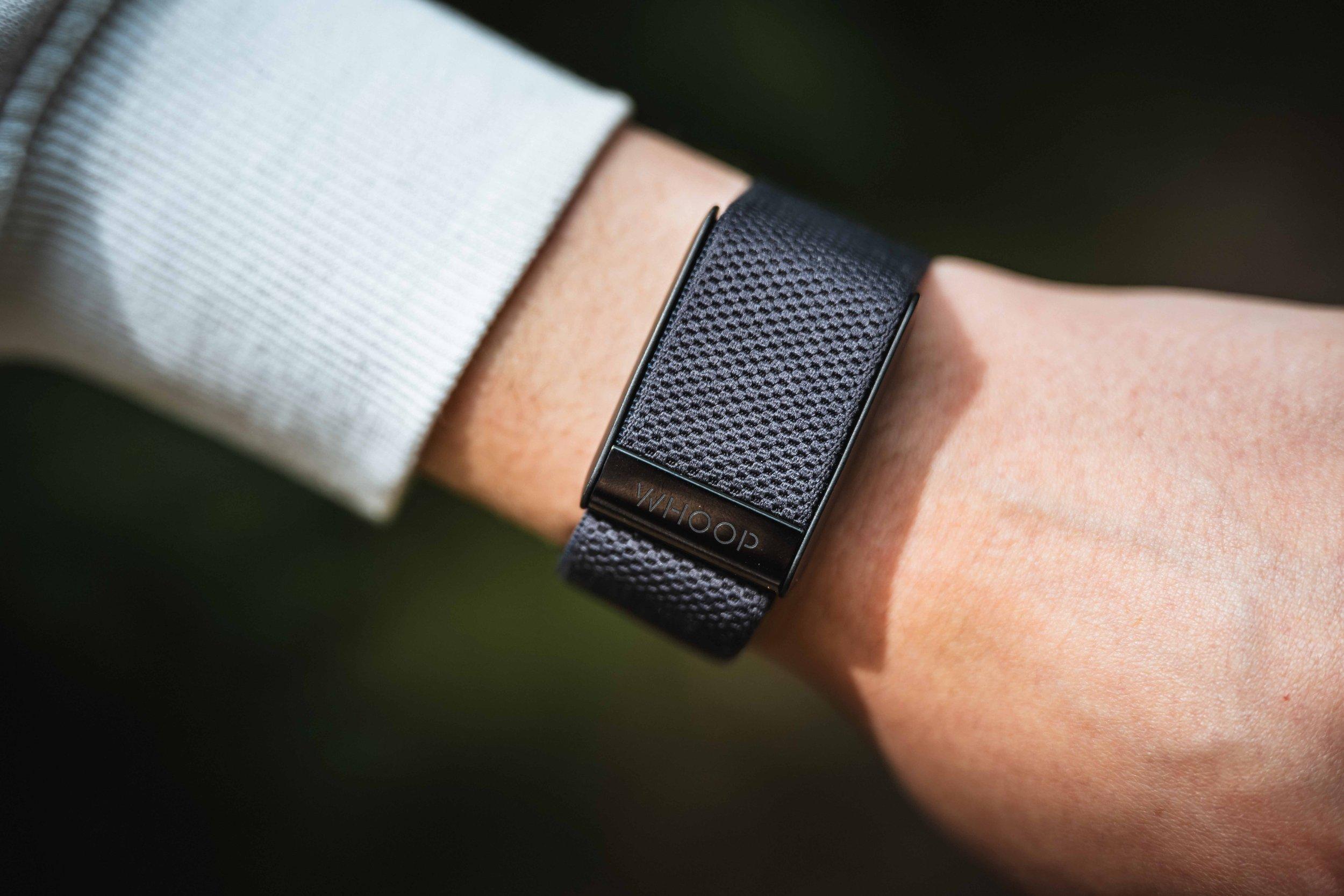 How WHOOP 4.0⁢ Compares ⁣to ⁢Other ‍Fitness Trackers for Serious Athletes