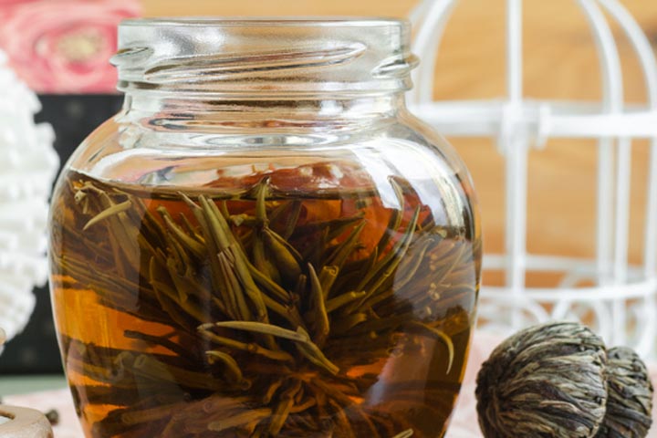 Tea Rinses For Hair – Varieties, Benefits, And Side Outcomes