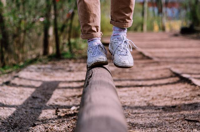 New Balance vs Nike – Which Brand Nails the Fit for Wide Feet?