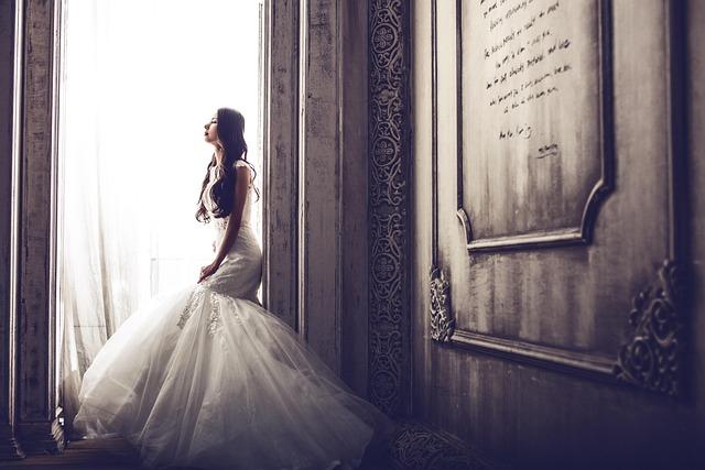 Reformation vs Fast Fashion – Who Wins the Wedding Guest Look?