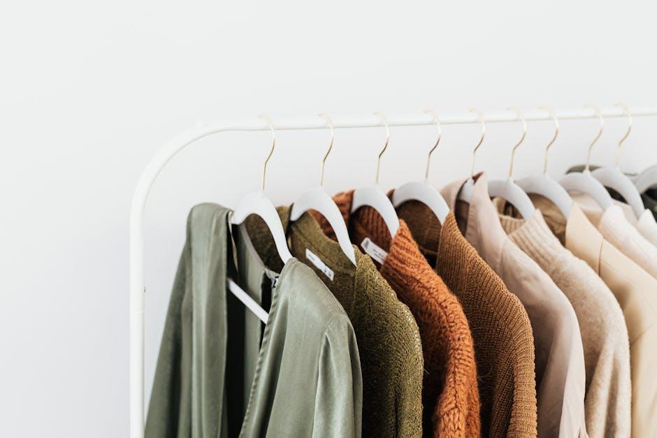 Capsule Wardrobe for Petite Women – Fit, Proportion & Versatility
